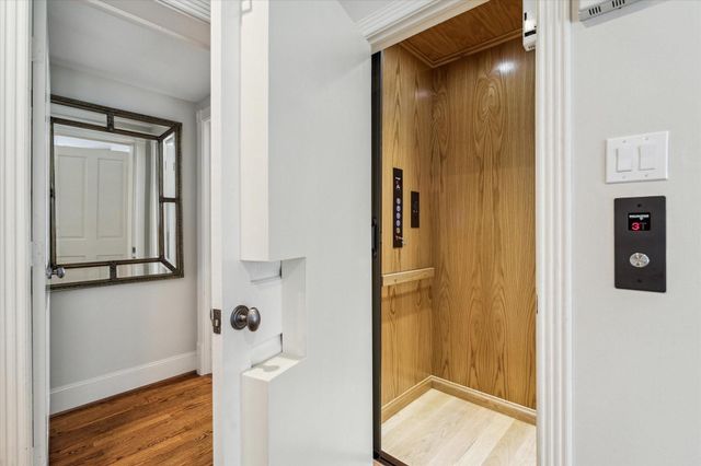 5602 Indian Circle, Houston, TX 77056