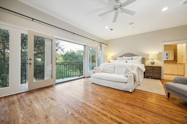 5602 Indian Circle, Houston, TX 77056