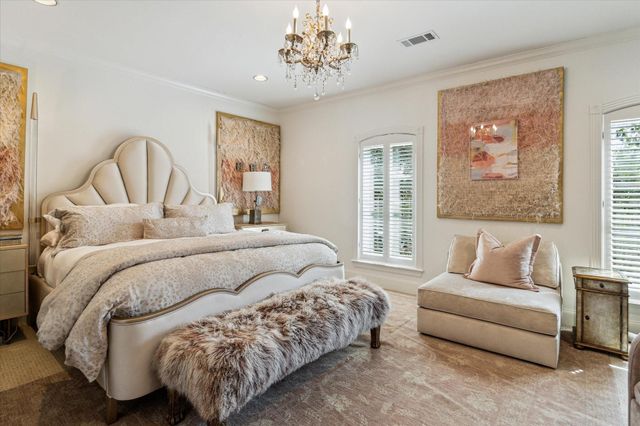 5602 Indian Circle, Houston, TX 77056