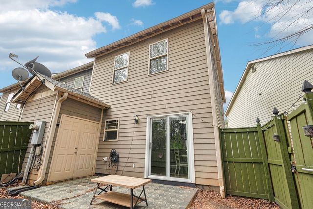 407 N Lake Drive G-4, Carrollton, GA 30117