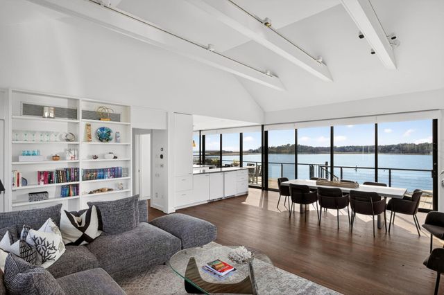 38 Indian Trail, Chatham, MA 02633