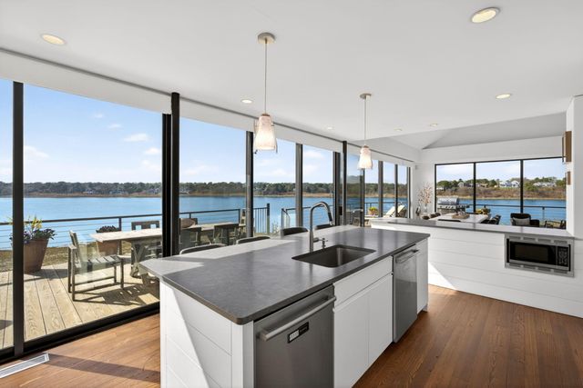 38 Indian Trail, Chatham, MA 02633