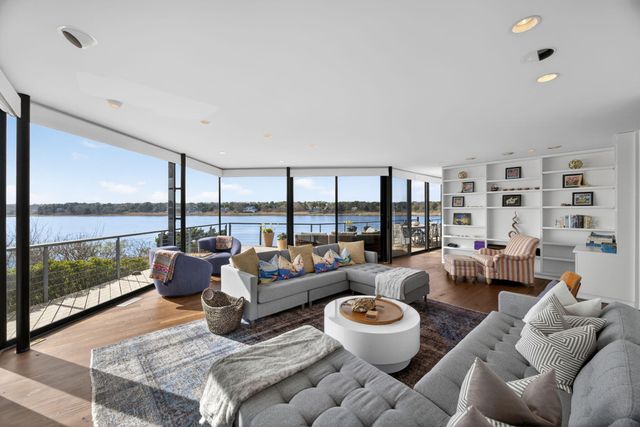 38 Indian Trail, Chatham, MA 02633