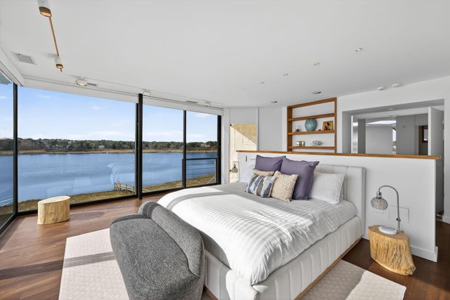 38 Indian Trail, Chatham, MA 02633