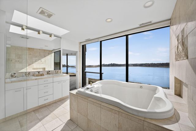 38 Indian Trail, Chatham, MA 02633