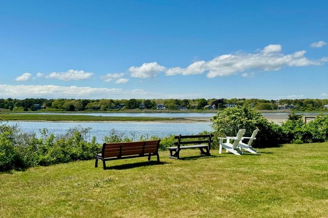 38 Indian Trail, Chatham, MA 02633