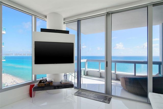 6899 Collins Ave 1905, Miami Beach, FL 33141