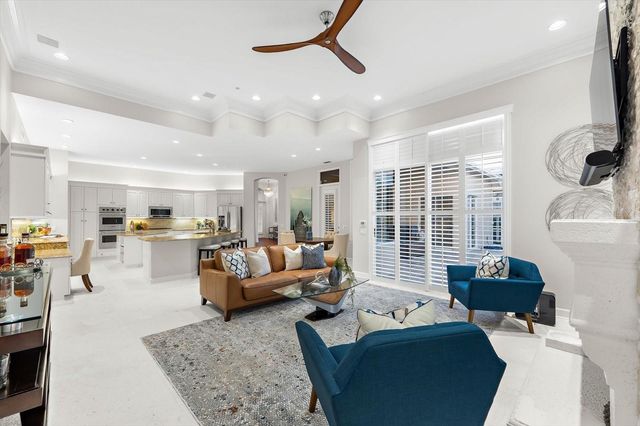 2107 PINNACLE CIRCLE S, Palm Harbor, FL 34684