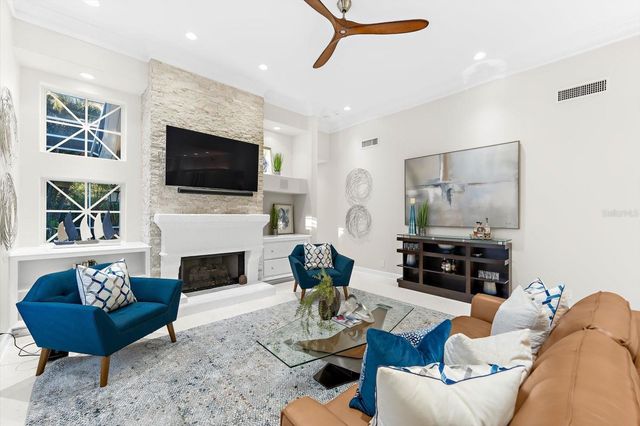 2107 PINNACLE CIRCLE S, Palm Harbor, FL 34684