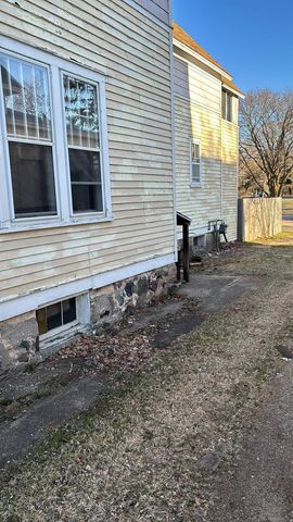 216 W Franklin Avenue, Reed City, MI 49677