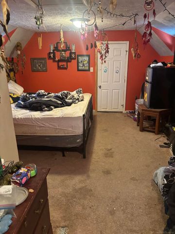 216 W Franklin Avenue, Reed City, MI 49677