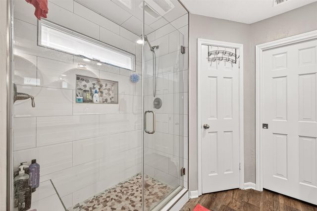 37 Windsor Drive, Conroe, TX 77304