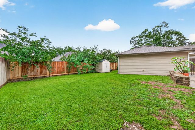 37 Windsor Drive, Conroe, TX 77304