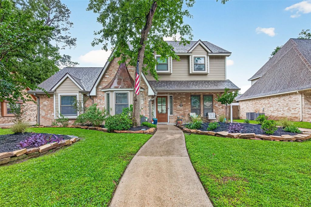 37 Windsor Drive, Conroe, TX 77304