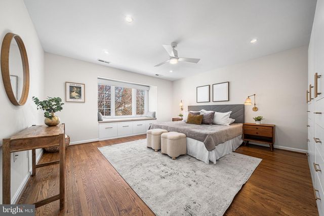 29 N OAKLAND ST, Arlington, VA 22203