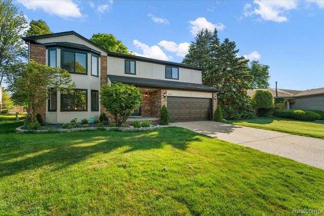 48156 Virginia Court, Macomb Township, MI 48044