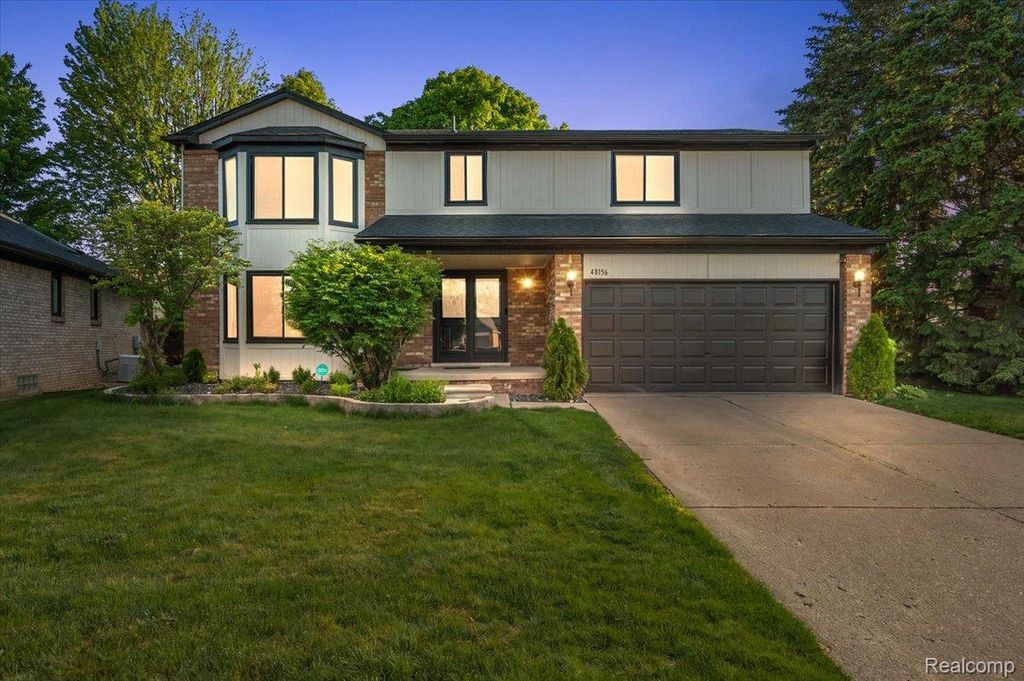 48156 Virginia Court, Macomb Township, MI 48044