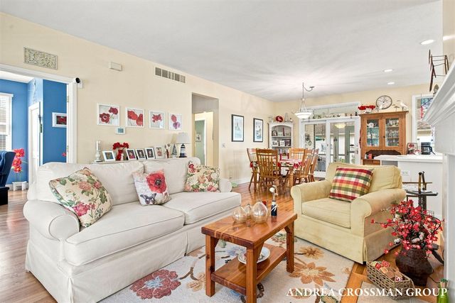 459 Summer Grove Drive, Douglas, MI 49406
