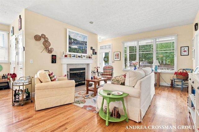 459 Summer Grove Drive, Douglas, MI 49406