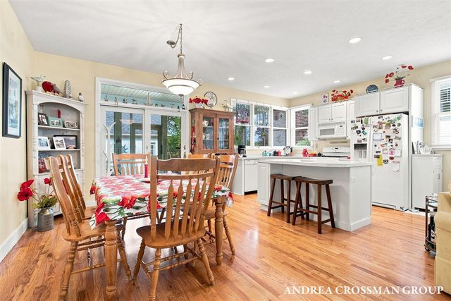 459 Summer Grove Drive, Douglas, MI 49406