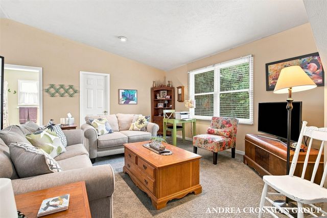 459 Summer Grove Drive, Douglas, MI 49406