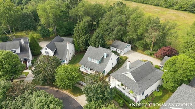 459 Summer Grove Drive, Douglas, MI 49406