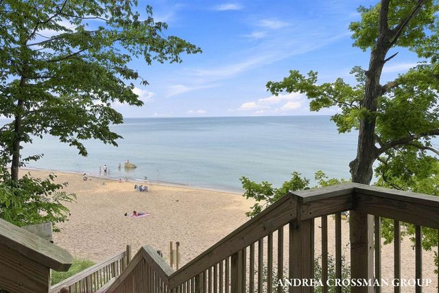 459 Summer Grove Drive, Douglas, MI 49406