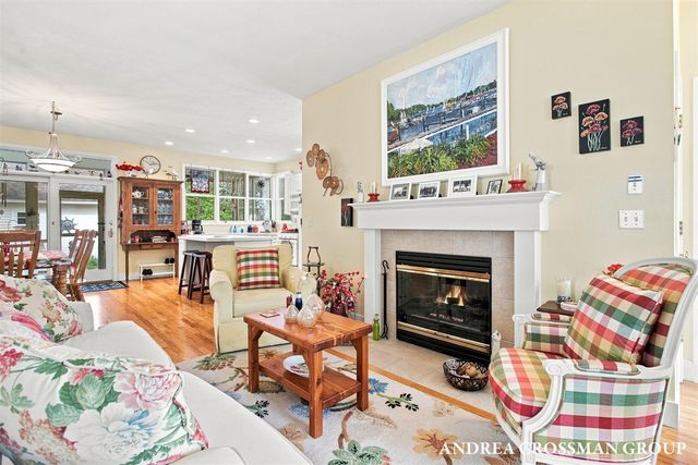 459 Summer Grove Drive, Douglas, MI 49406