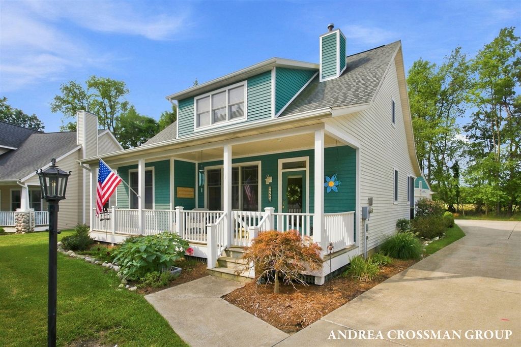 459 Summer Grove Drive, Douglas, MI 49406