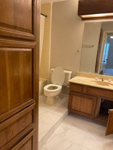 3110 Devonshire Drive 216, Plano, TX 75075