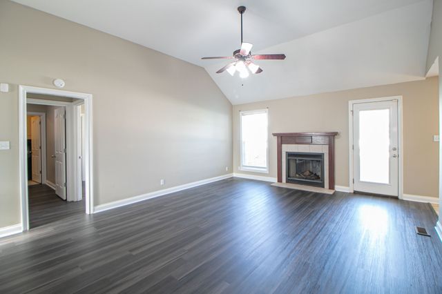 3740 Cindy Jo Dr, N, Clarksville, TN 37040