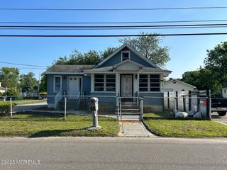 40 Third Avenue, Toms River, NJ 08757