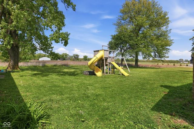 2406 E County Road 250 N, Danville, IN 46122