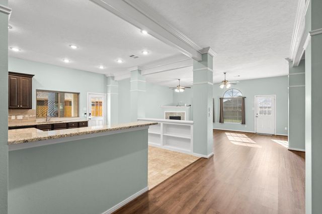 2616 Apache Street, League City, TX 77573