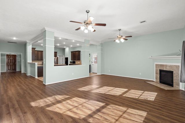 2616 Apache Street, League City, TX 77573