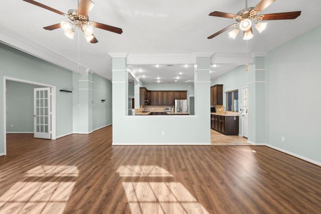 2616 Apache Street, League City, TX 77573