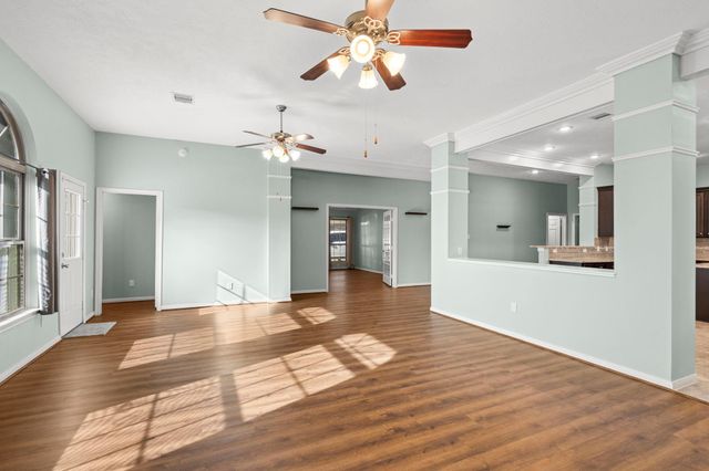 2616 Apache Street, League City, TX 77573