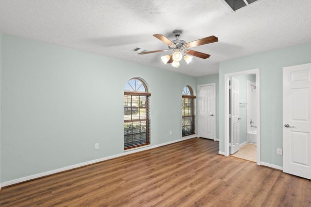 2616 Apache Street, League City, TX 77573