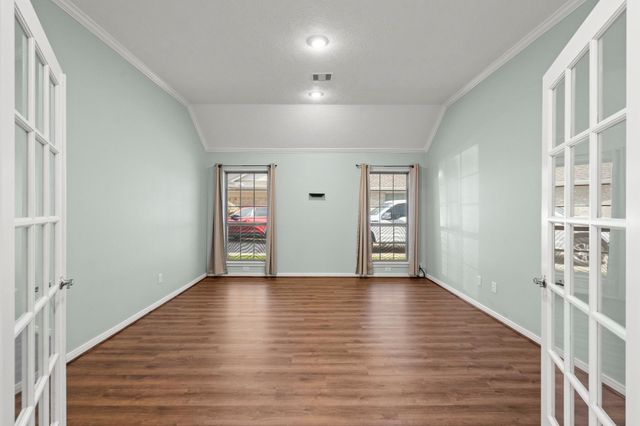 2616 Apache Street, League City, TX 77573