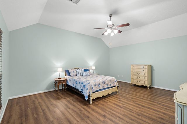 2616 Apache Street, League City, TX 77573