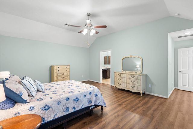 2616 Apache Street, League City, TX 77573