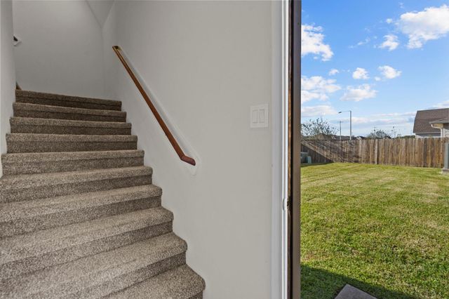 2616 Apache Street, League City, TX 77573