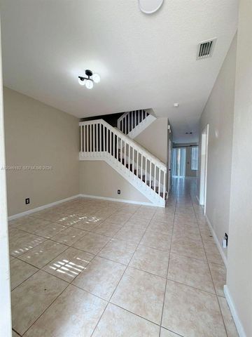 3258 NW 32nd Ter, Oakland Park, FL 33309