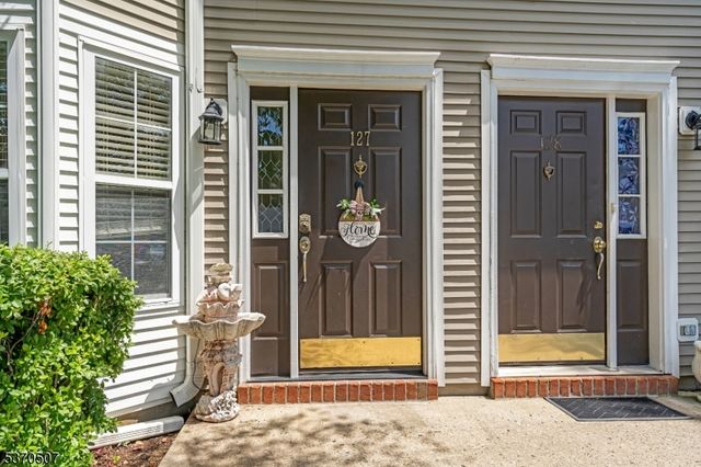 127 Williamson Ct, Bridgewater Twp., NJ 08807