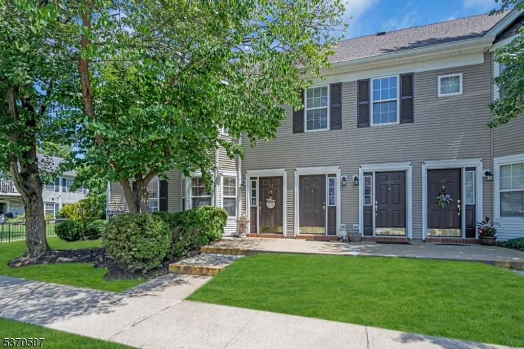 127 Williamson Ct, Bridgewater Twp., NJ 08807