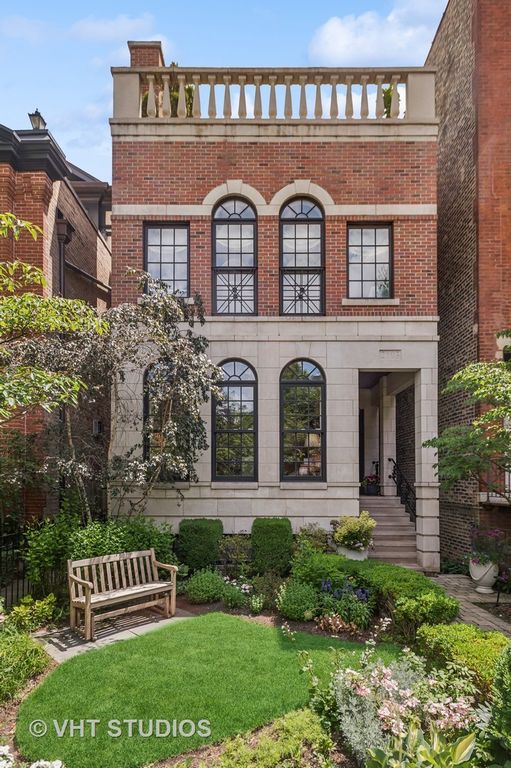 2103 N CLIFTON Avenue, Chicago, IL 60614