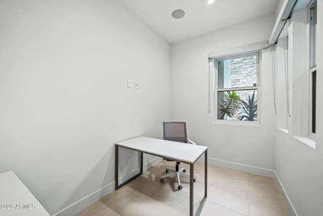 37200 N CAVE CREEK Road 1119, Scottsdale, AZ 85262