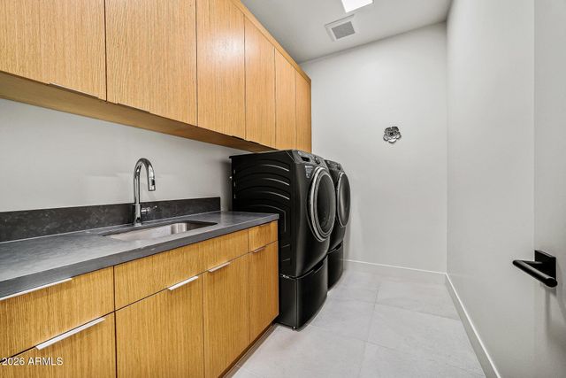 37200 N CAVE CREEK Road 1119, Scottsdale, AZ 85262