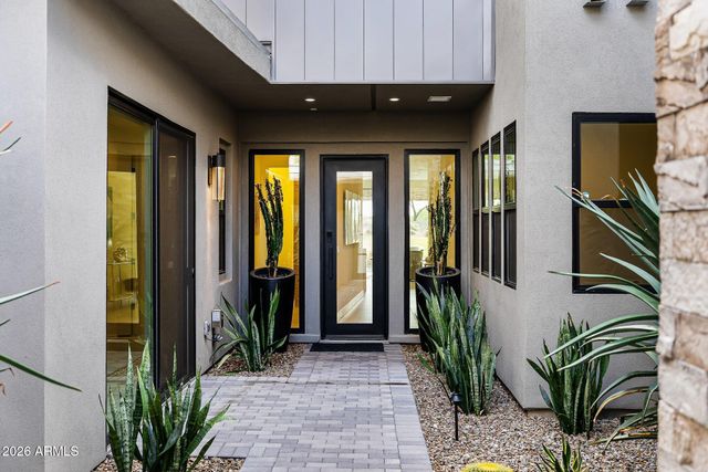 37200 N CAVE CREEK Road 1119, Scottsdale, AZ 85262