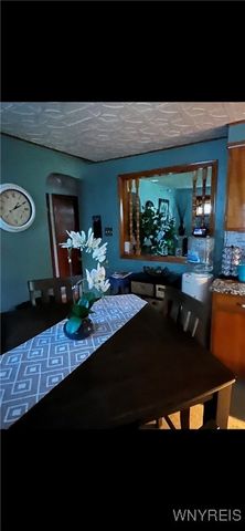 31 Rose Avenue, West Seneca, NY 14224